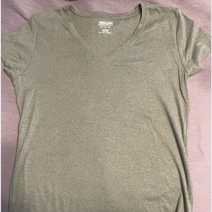 V neck short sleeve t shirt